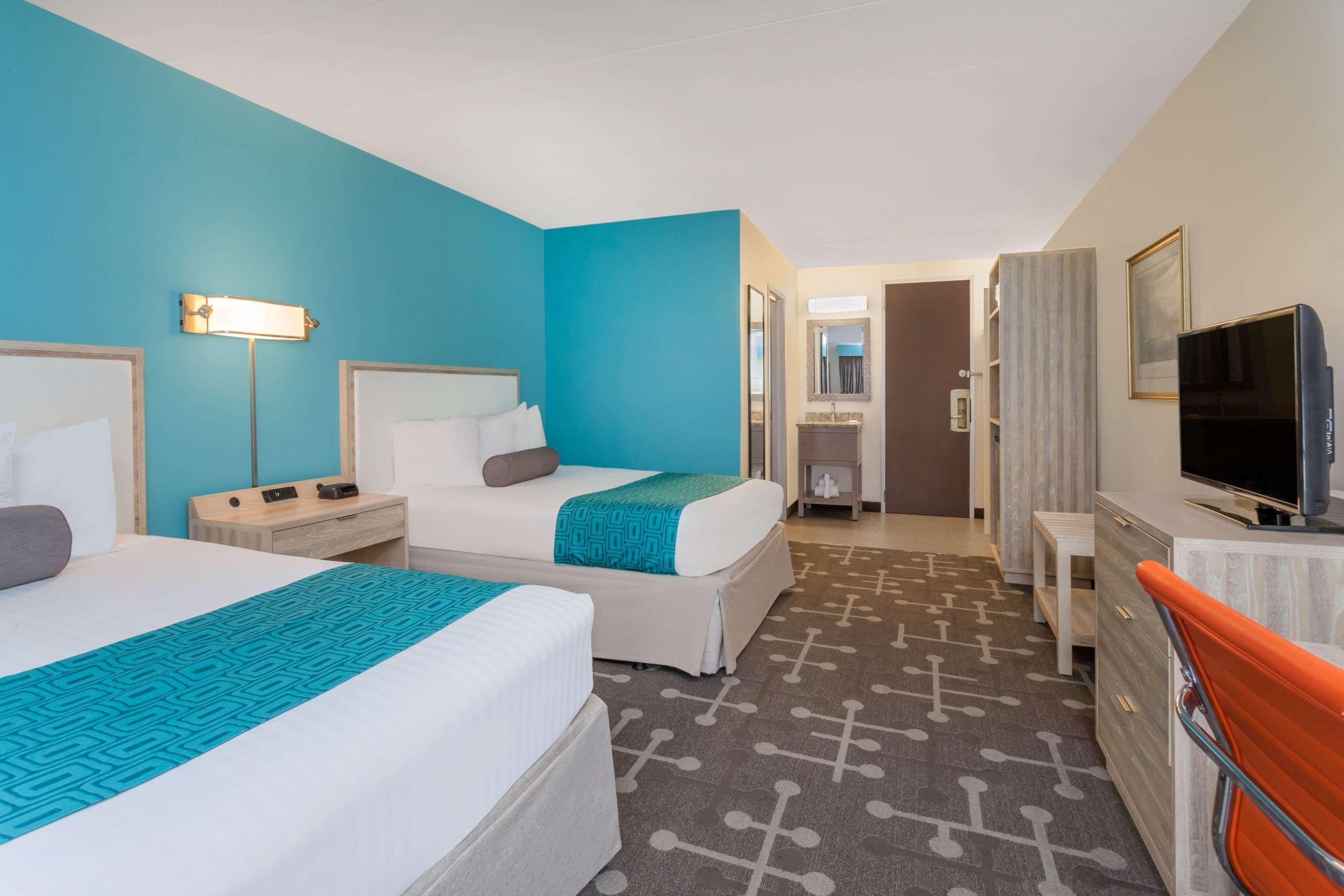 ฮาวเวิร์ด จอห์นสัน บาย วินด์แฮม มิสติก Hotel ภายนอก รูปภาพ